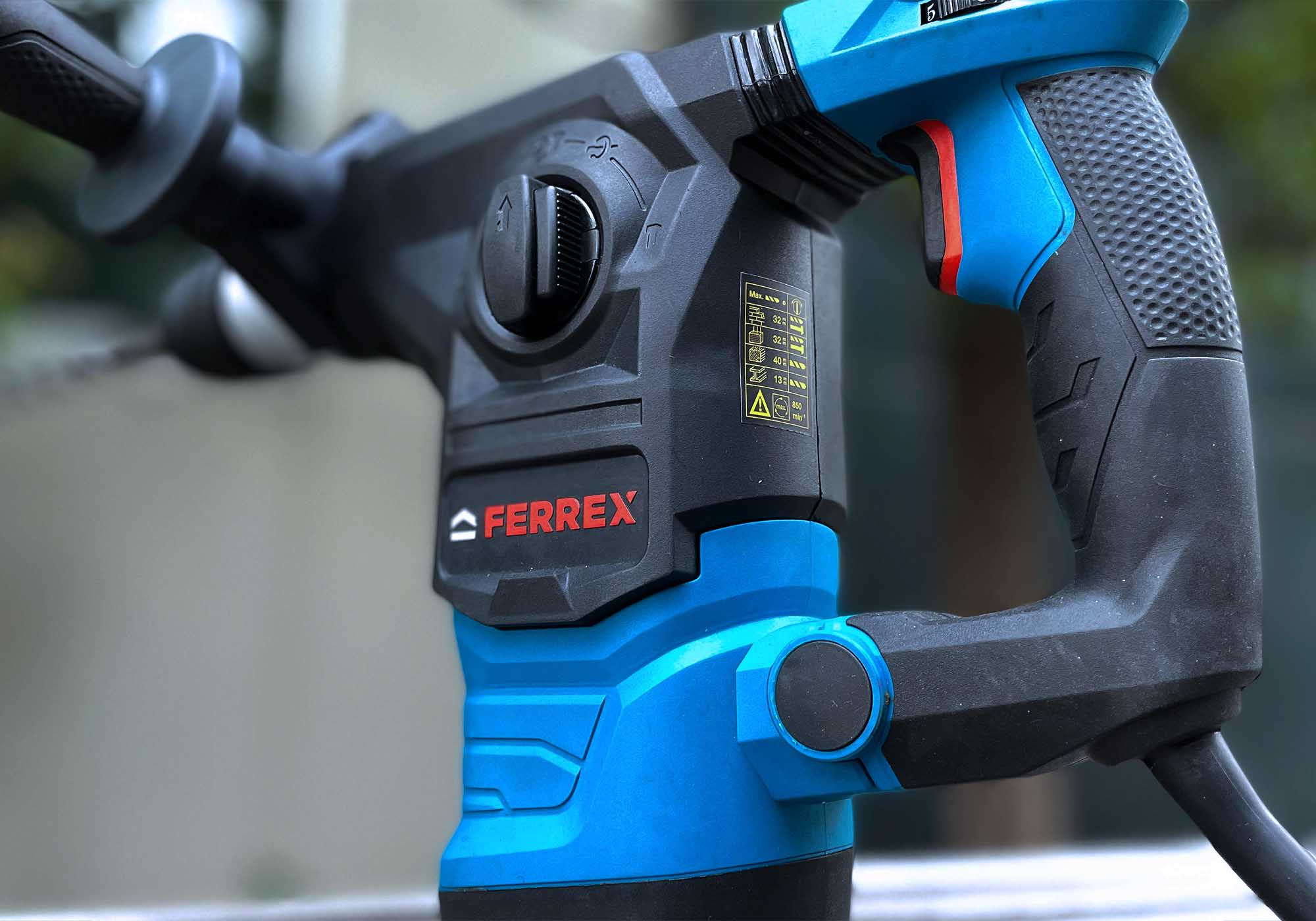 USING FERREX SDS ROTARY HAMMER DRILL 02